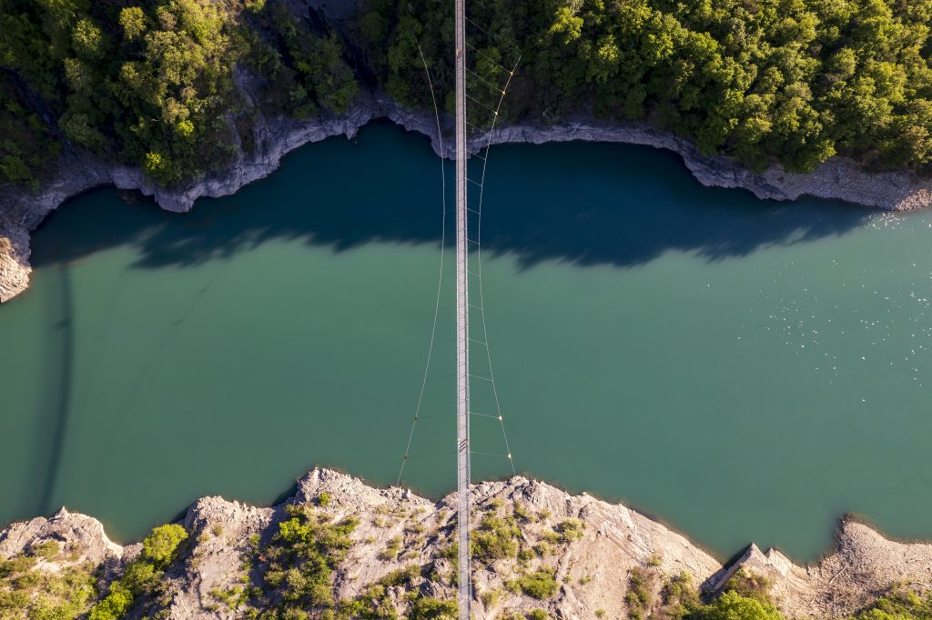 La passerelle himalayenne du Drac à Mayres-Savel, Matheysine, Isère